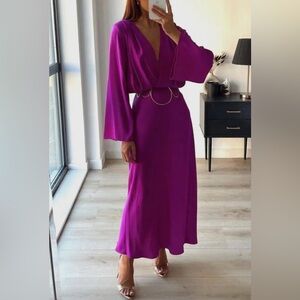 Silky Maxi Dress with long sleeve